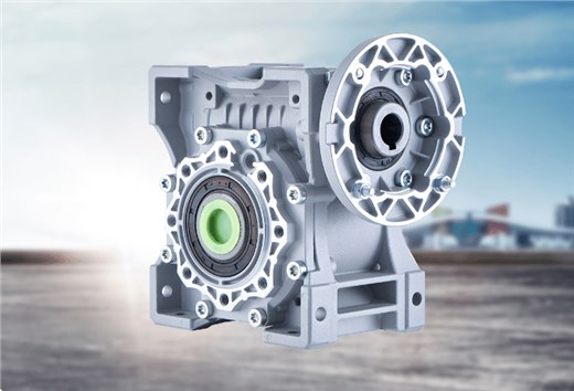 蝸輪減速機(jī)在輸送設(shè)備的使用中需要注意什么？