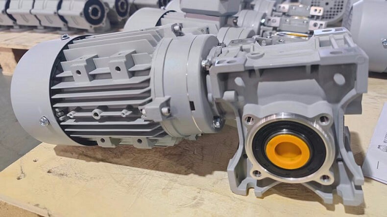 艾思捷蝸輪蝸桿減速機在哪些環(huán)境中比較適用？