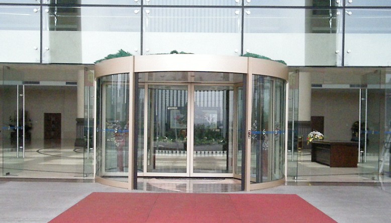 艾思捷定制減速機的應用場景---自動開關門上